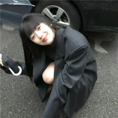 玛丽莲有深黑之眸